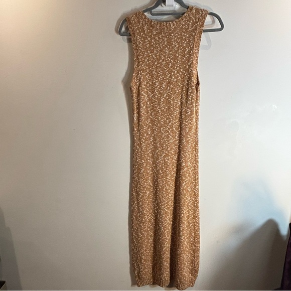 525 America Sz M (estimated) Sleeveless Knit Crew Neck Shift Midi Dress NEW. - Picture 10 of 10